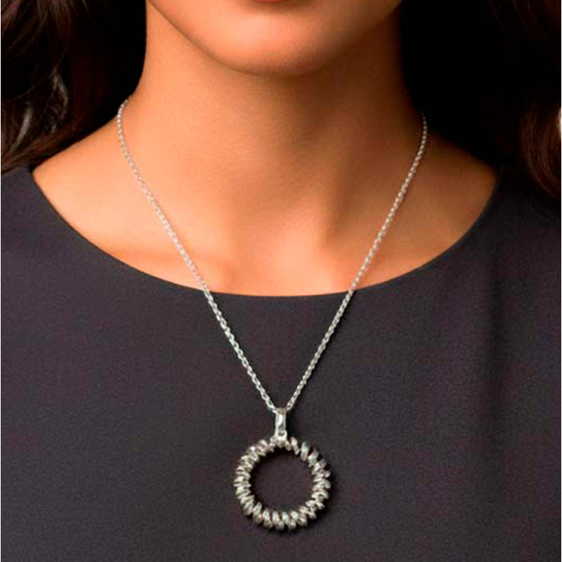 Silver necklace with circular pendant