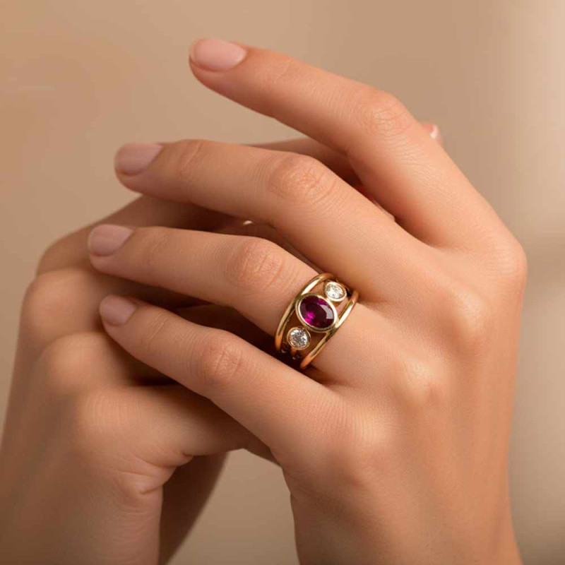 Gold Ring with Ruby and Cubic Zirconias