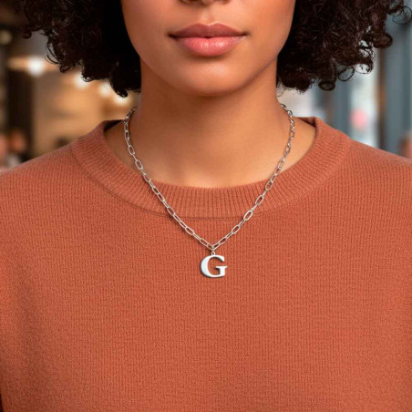 Necklace made of silver with the letter G