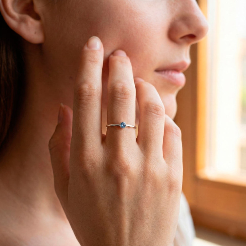 Aquamarine midi ring in silver