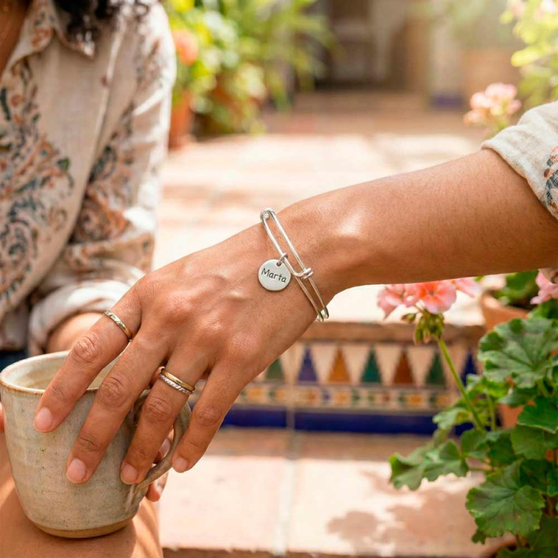 Personalized silver knot medal bracelet for women