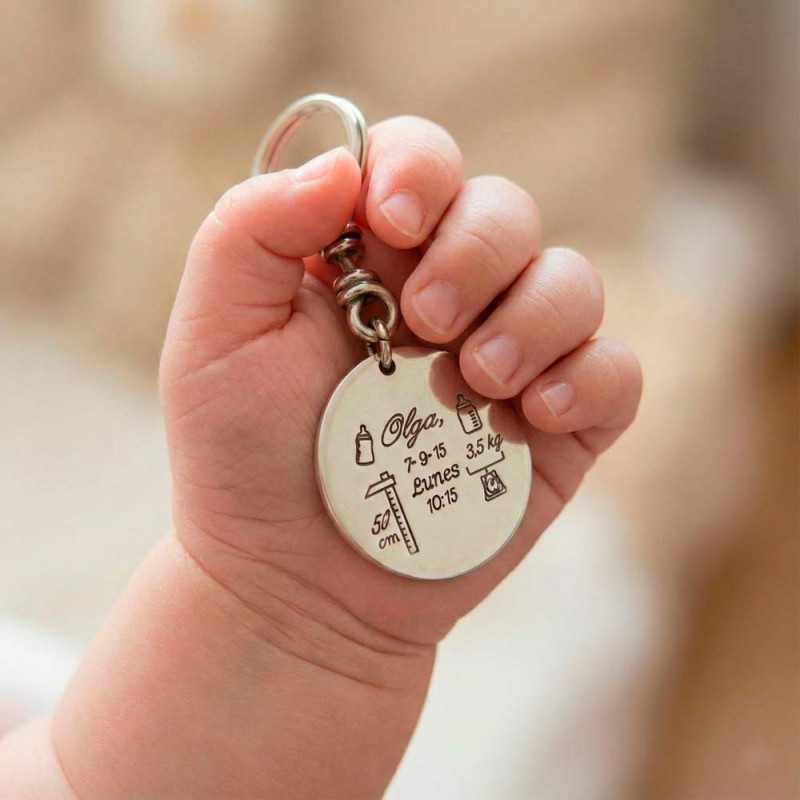 Baby details keychain medal in silver