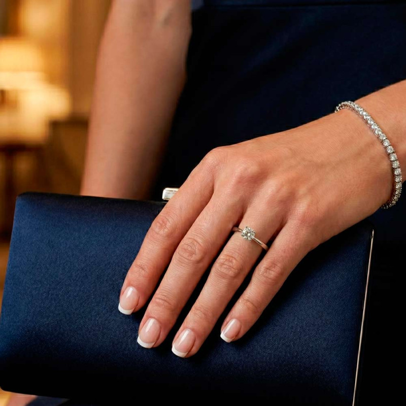 Anillo diamante solitario en oro blanco