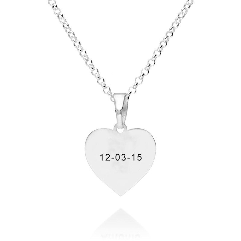 colgante de plata con forma de corazon con grabado fecha