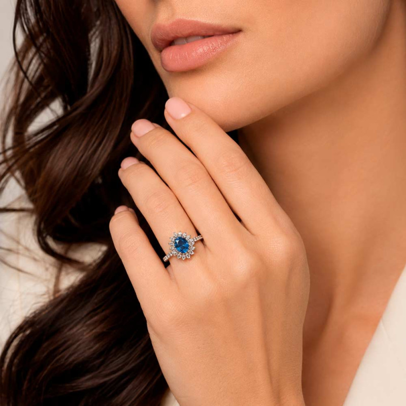 Anillo de zafiro para pedidas en oro blanco de primera ley