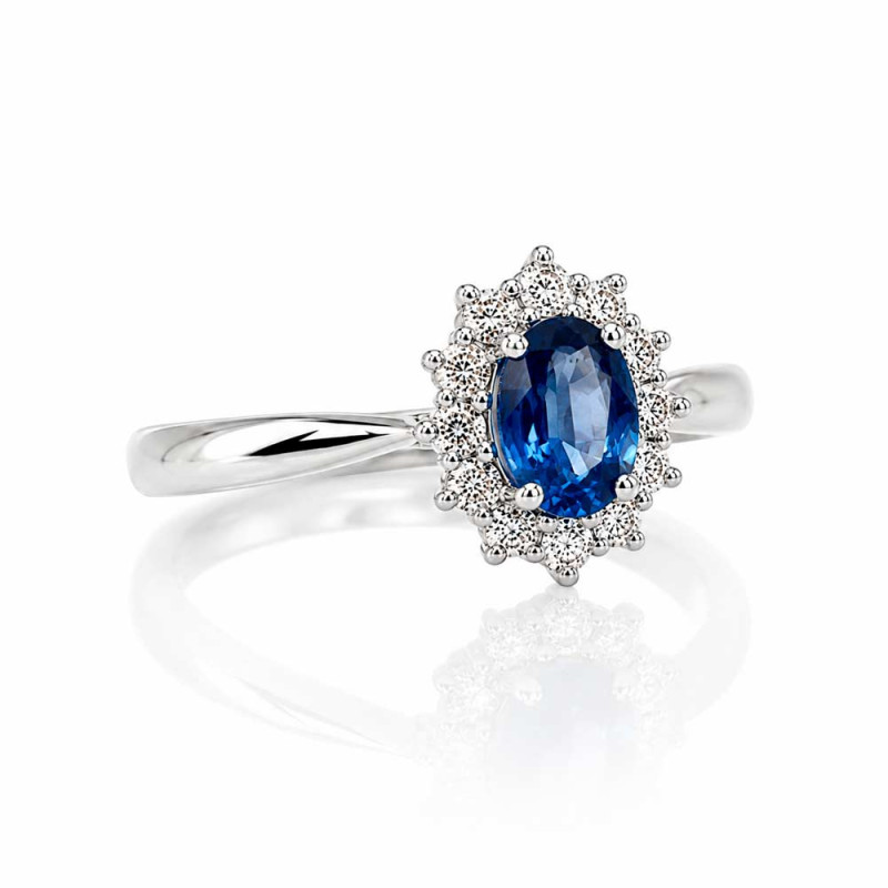 Diamond ring with Ceylon sapphire