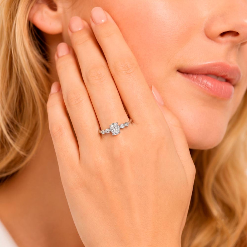 Engagement ring with a 1.2ct oval diamond in white gold