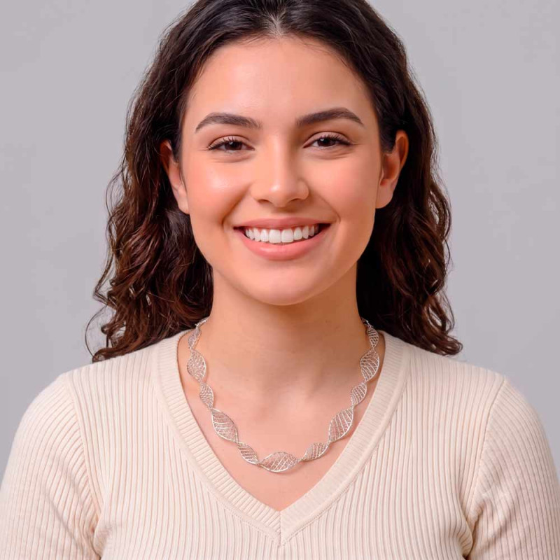 Mesh necklace for women