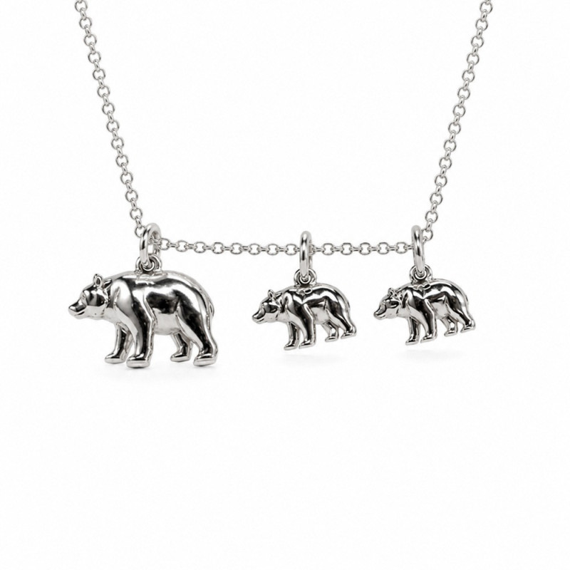 Bear necklace, mama with 2 babies in silver