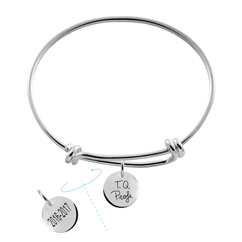 pulsera de plata con medalla grabada