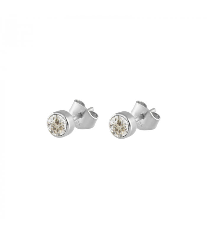 Zirconia earring in sterling silver | A basic that should not be missing