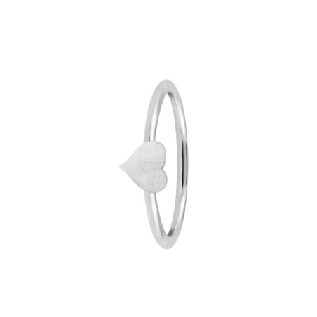 anillo en forma de corazón