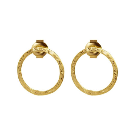 gold earrings