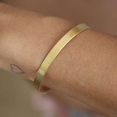 wide band golden bracelet