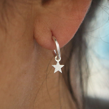 Pendientes aros con estrellas
