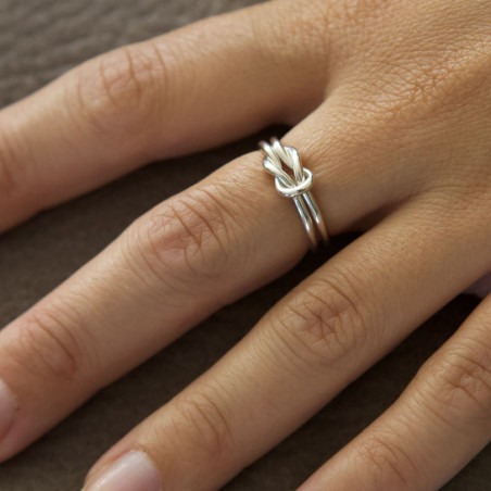 Anillos doble de nudos de plata.