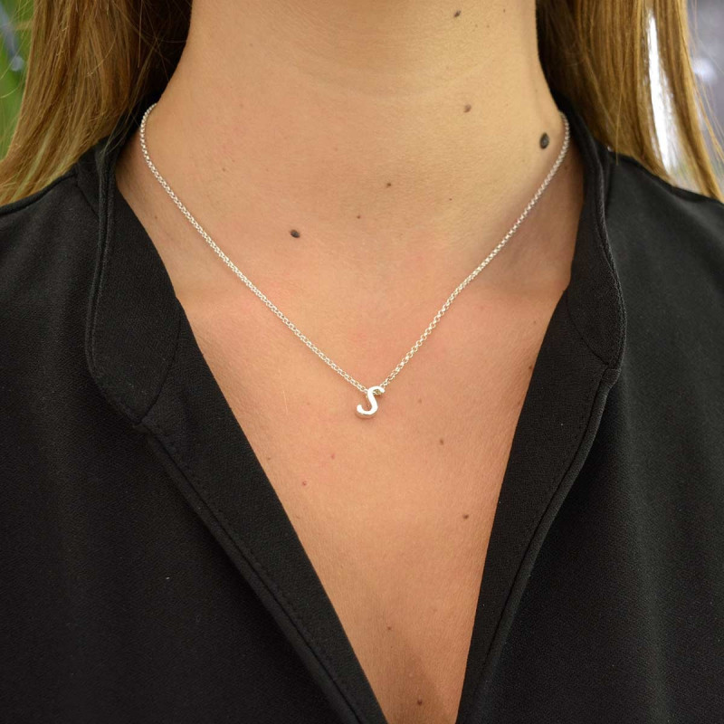 Collar inicial plata