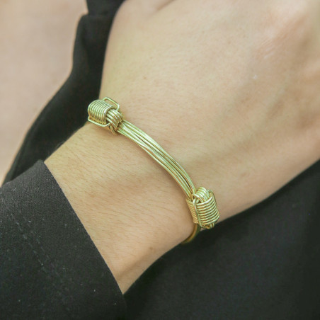Women’s 5-strand knot bracelet