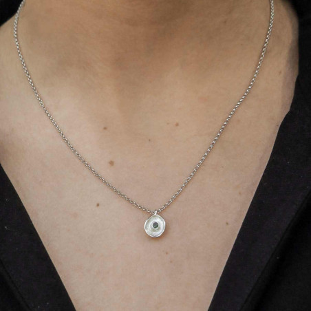 Silver lily choker