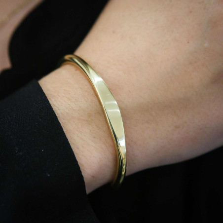 Pulsera plana dorada