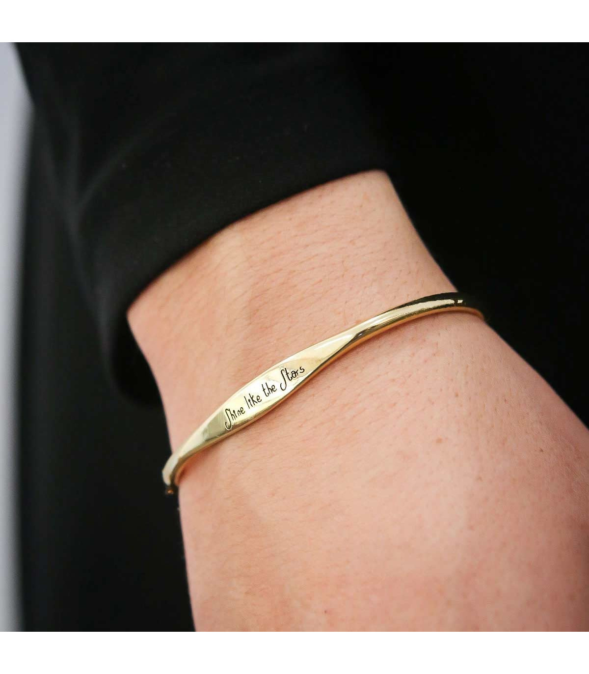 33 Best Personalized Bracelets That Make Your Lover Attractive – Loveable