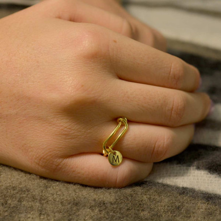 Anillo dorado personalizado