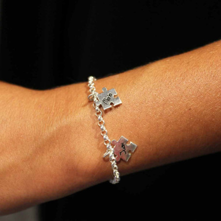 Personalized puzzle bracelet for gifting