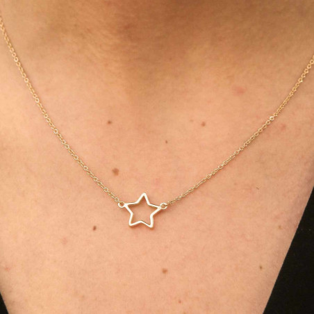 Gold star choker