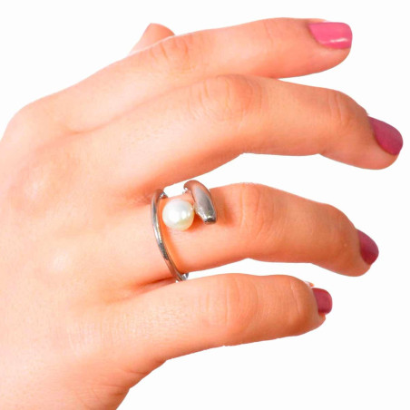 anillo asimetrico en plata con perla