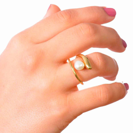 anillo de plata chapado en oro con perla cultivada