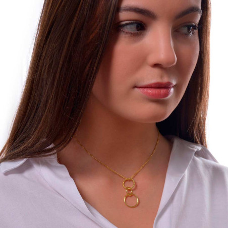 Collar para mujer con círculo en oro