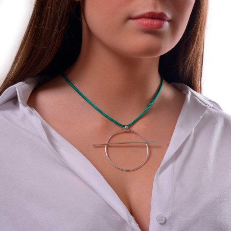 Cord necklace with circle in silver