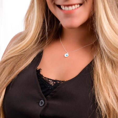 Silver necklace with enameled star pendant