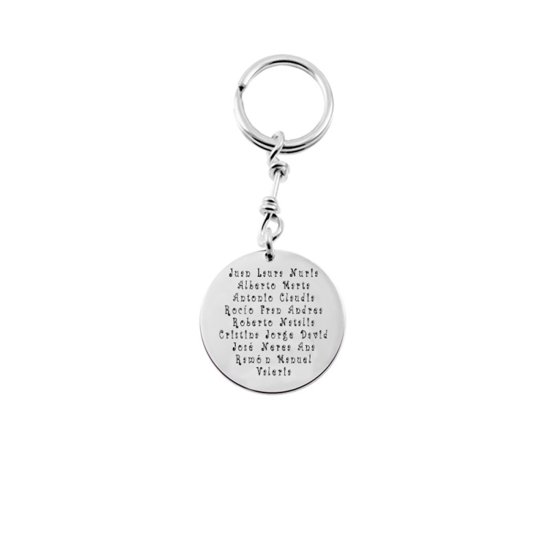 Keychain with children's names to gift teachers