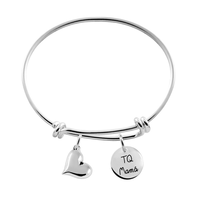 pulsera de plata con un charm corazon y medalla grabada para mama