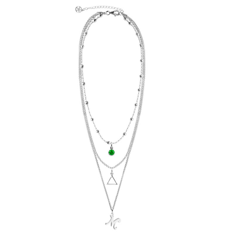 collar plata con inicial, circonita verde y triangulo